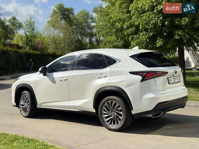 Внедорожник / Кроссовер Lexus NX 2018 в Киеве