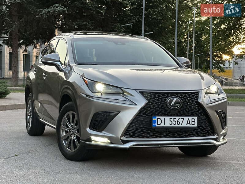 Внедорожник / Кроссовер Lexus NX 2019 в 