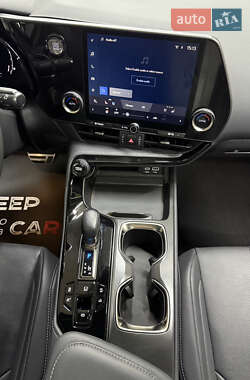 Внедорожник / Кроссовер Lexus NX 2022 в 