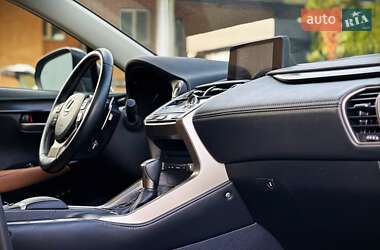 Позашляховик / Кросовер Lexus NX 2019 в 