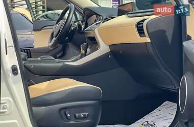 Внедорожник / Кроссовер Lexus NX 2020 в 