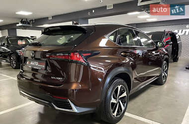 Внедорожник / Кроссовер Lexus NX 2019 в 