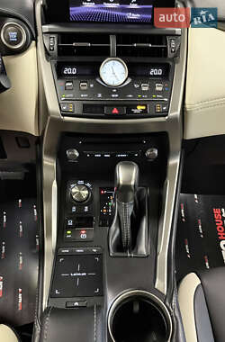 Внедорожник / Кроссовер Lexus NX 2019 в 