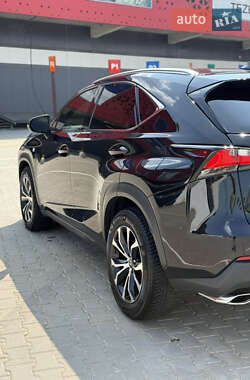 Внедорожник / Кроссовер Lexus NX 2017 в 