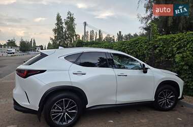 Внедорожник / Кроссовер Lexus NX 2022 в 