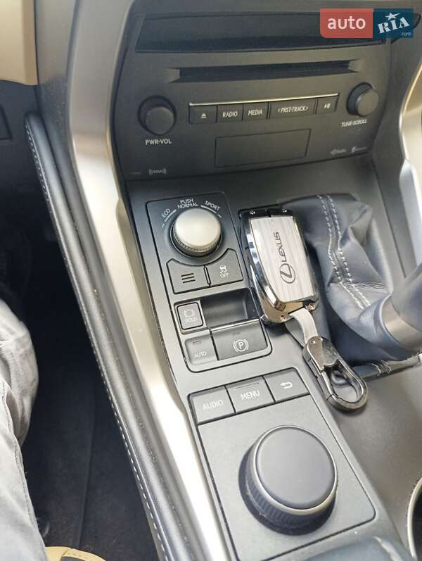 Внедорожник / Кроссовер Lexus NX 2015 в Киеве фото 23 Внедорожник / Кроссовер Lexus NX 2015 в Киеве