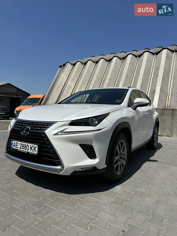 Lexus NX