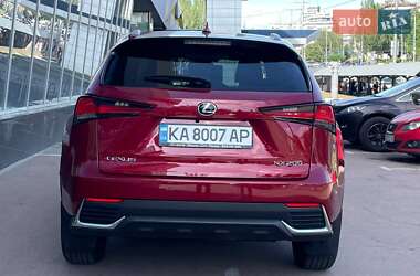 Внедорожник / Кроссовер Lexus NX 2020 в 