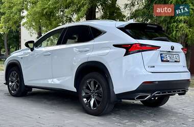 Внедорожник / Кроссовер Lexus NX 2021 в 