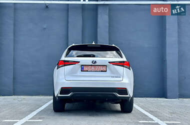 Внедорожник / Кроссовер Lexus NX 2020 в 