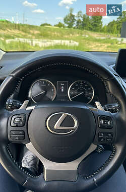 Внедорожник / Кроссовер Lexus NX 2018 в 