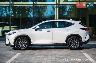 Внедорожник / Кроссовер Lexus NX 2023 в 