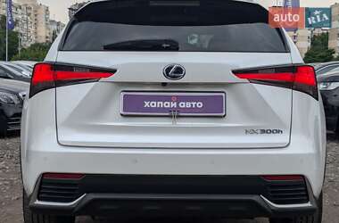 Внедорожник / Кроссовер Lexus NX 2020 в 