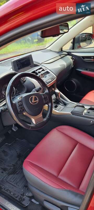 Внедорожник / Кроссовер Lexus NX 2020 в Новояворовске