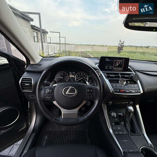 Внедорожник / Кроссовер Lexus NX 2018 в Одессе