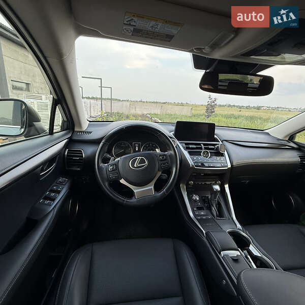 Внедорожник / Кроссовер Lexus NX 2018 в Одессе