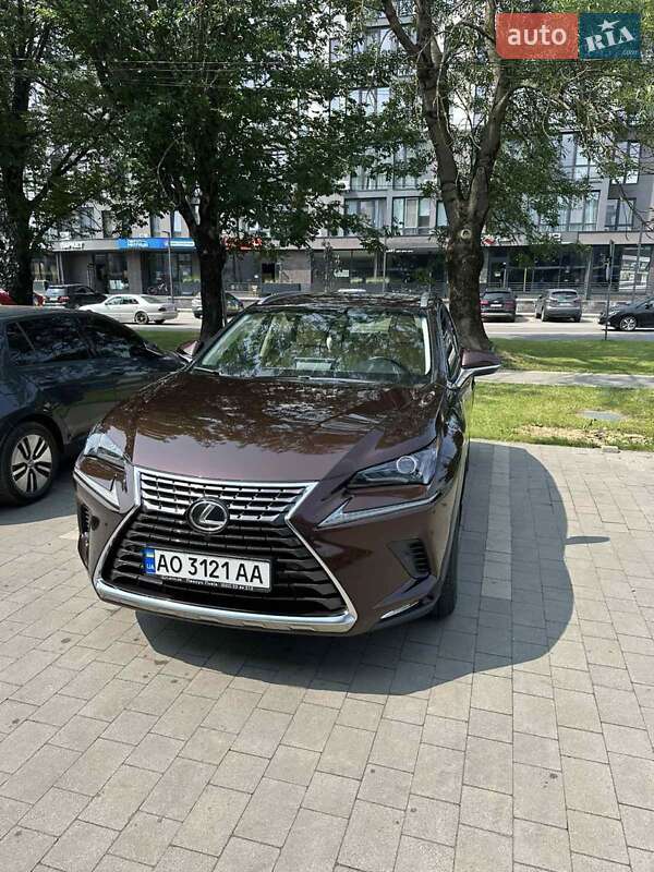 Lexus NX 2017