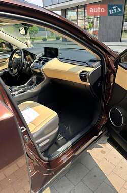 Внедорожник / Кроссовер Lexus NX 2017 в 