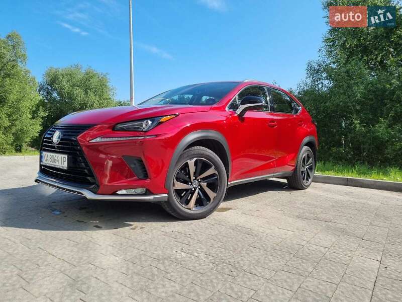 Внедорожник / Кроссовер Lexus NX 2020 в Новояворовске