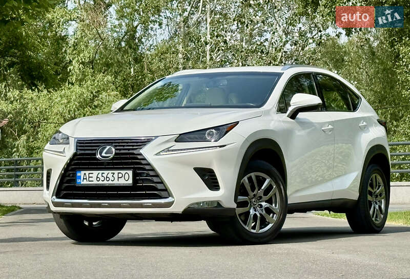 Lexus NX 2018