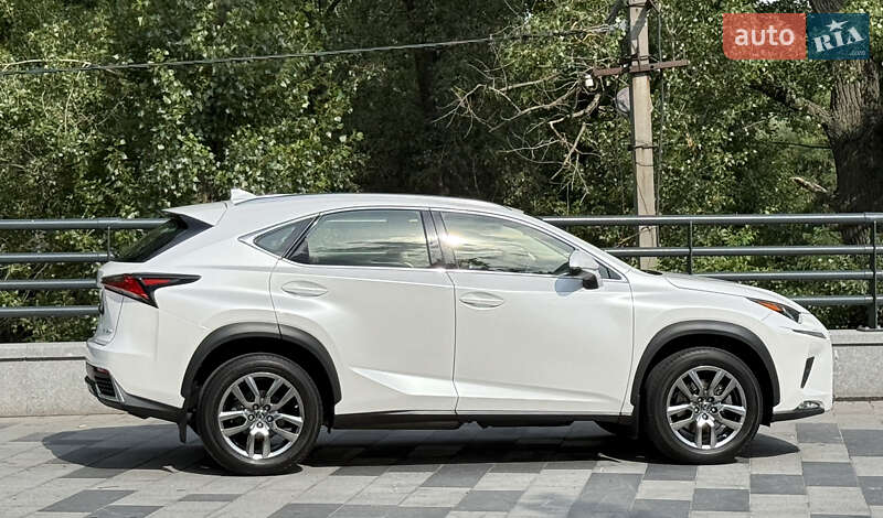 Внедорожник / Кроссовер Lexus NX 2018 в Днепре фото 11 Внедорожник / Кроссовер Lexus NX 2018 в Днепре