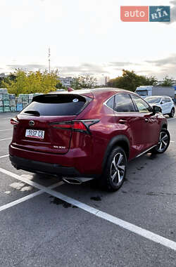 Внедорожник / Кроссовер Lexus NX 2018 в 