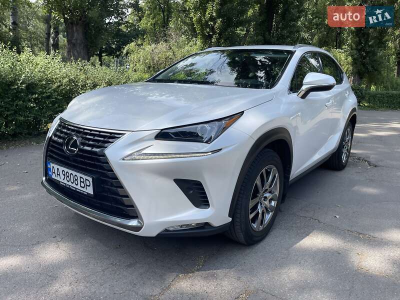 Lexus NX 2019