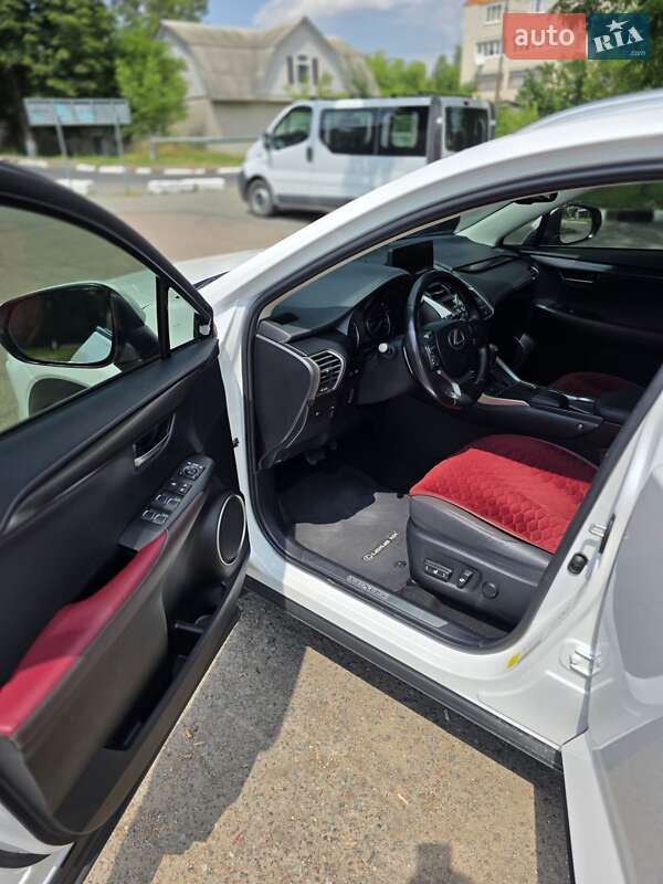 Внедорожник / Кроссовер Lexus NX 2019 в Подольске