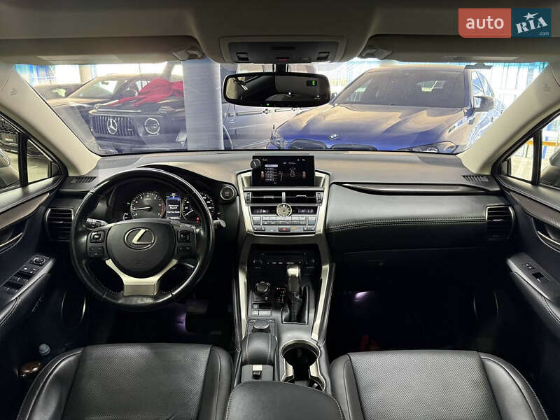 Внедорожник / Кроссовер Lexus NX 2017 в 