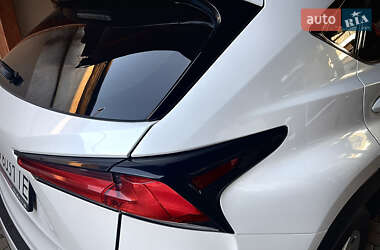 Внедорожник / Кроссовер Lexus NX 2018 в 