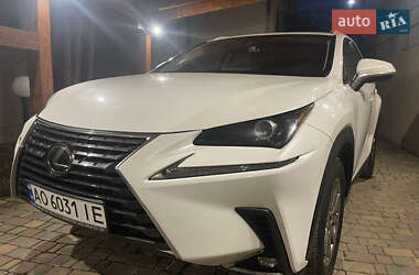 Внедорожник / Кроссовер Lexus NX 2018 в 