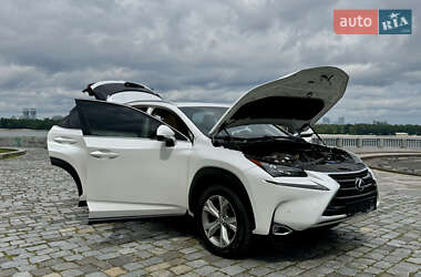 Внедорожник / Кроссовер Lexus NX 2016 в 