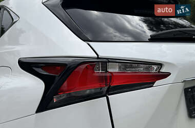 Внедорожник / Кроссовер Lexus NX 2016 в 