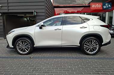 Внедорожник / Кроссовер Lexus NX 2022 в 