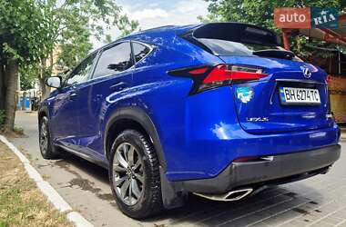 Позашляховик / Кросовер Lexus NX 2016 в 