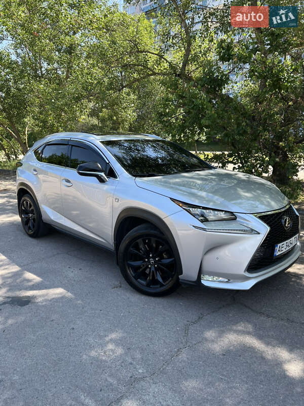 Позашляховик / Кросовер Lexus NX 2015 в Кам'янському