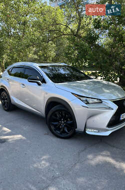 Внедорожник / Кроссовер Lexus NX 2015 в 