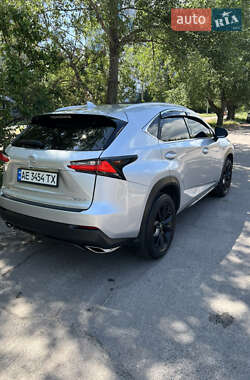 Внедорожник / Кроссовер Lexus NX 2015 в 