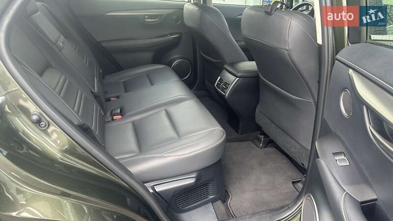 Позашляховик / Кросовер Lexus NX 2020 в Києві