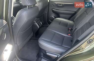 Внедорожник / Кроссовер Lexus NX 2020 в 
