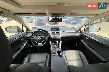 Внедорожник / Кроссовер Lexus NX 2016 в 