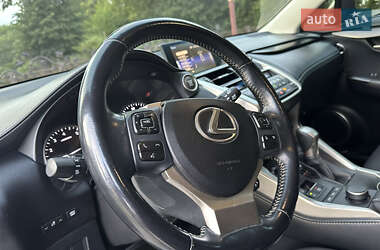 Внедорожник / Кроссовер Lexus NX 2017 в 