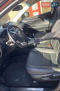 Внедорожник / Кроссовер Lexus NX 2018 в 