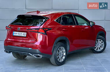 Внедорожник / Кроссовер Lexus NX 2019 в 