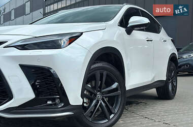 Внедорожник / Кроссовер Lexus NX 2023 в 