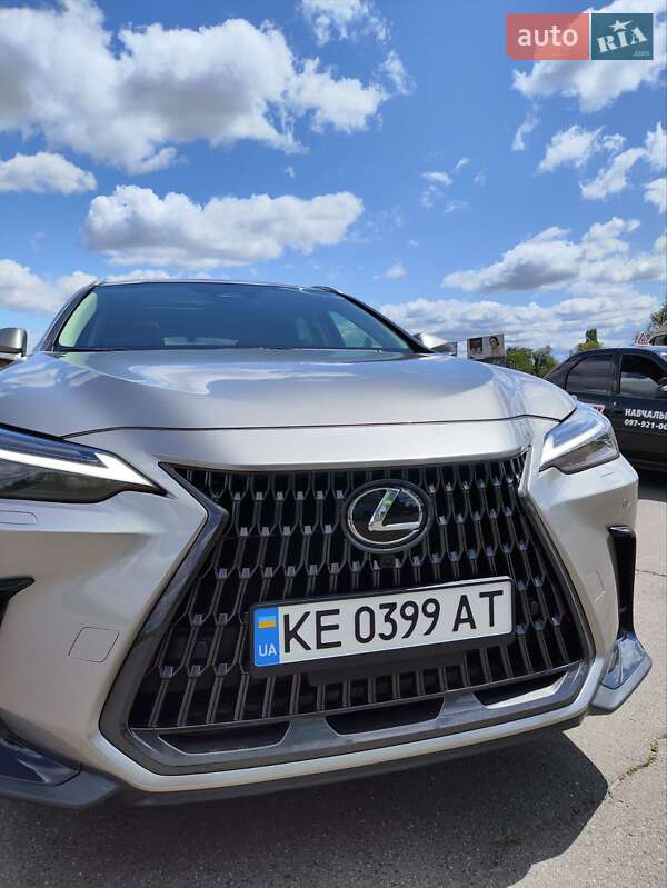 Внедорожник / Кроссовер Lexus NX 2022 в Кривом Роге