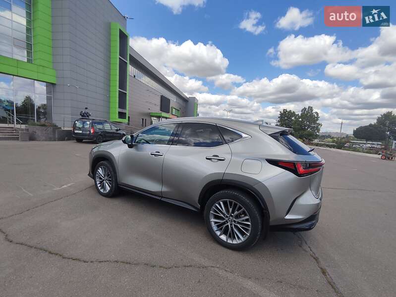 Внедорожник / Кроссовер Lexus NX 2022 в Кривом Роге