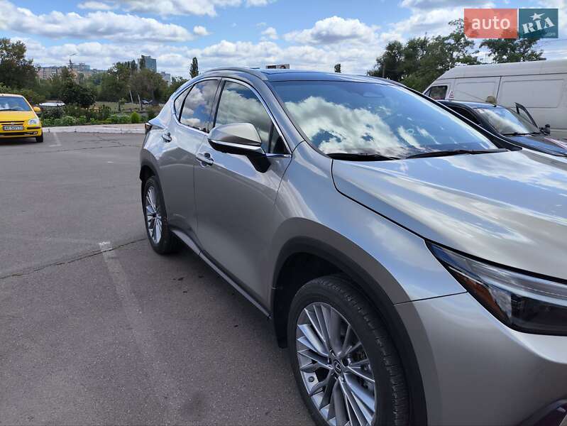 Внедорожник / Кроссовер Lexus NX 2022 в Кривом Роге