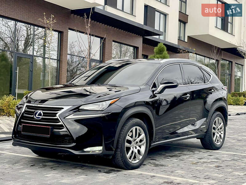Внедорожник / Кроссовер Lexus NX 2017 в Ужгороде