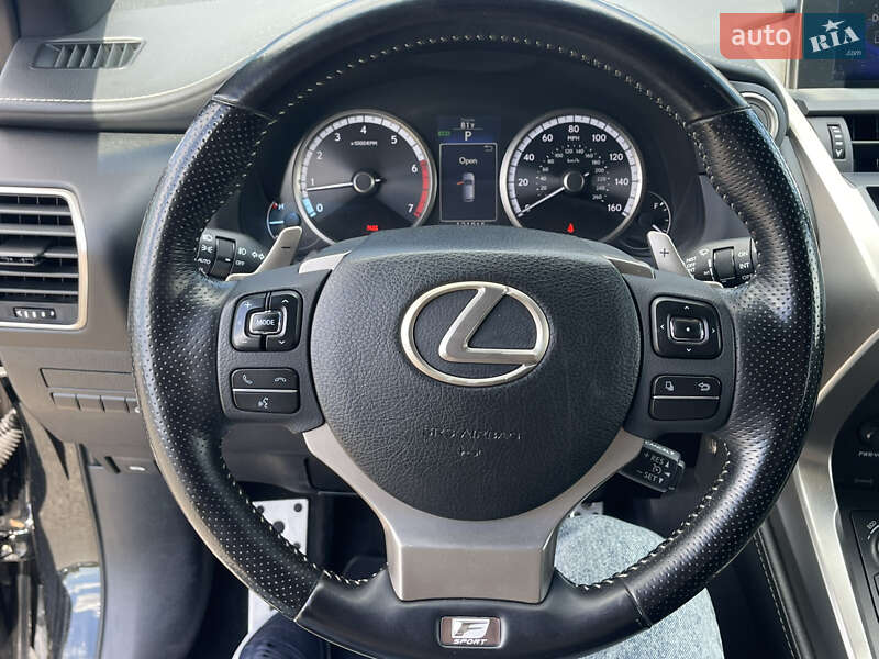 Внедорожник / Кроссовер Lexus NX 2017 в Киеве